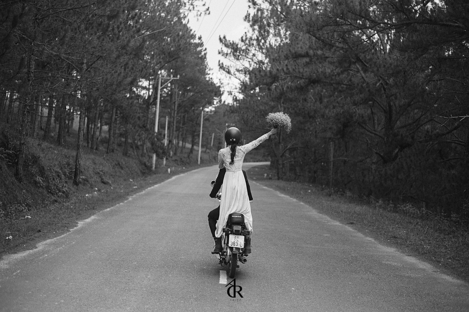 DALAT - TRONGSANG & NGOCQUYNH ( BLACK & WHITE )